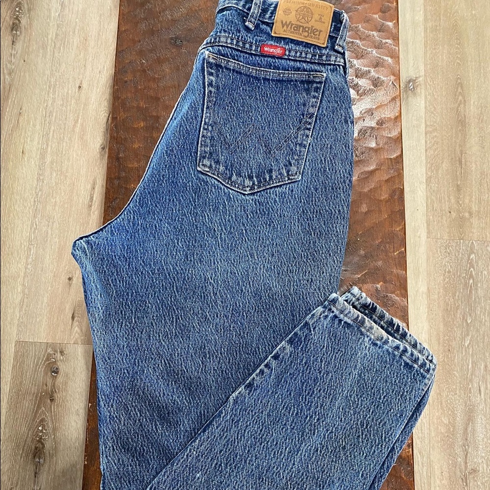 Vintage Wrangler ultra high waisted “Mom” jeans